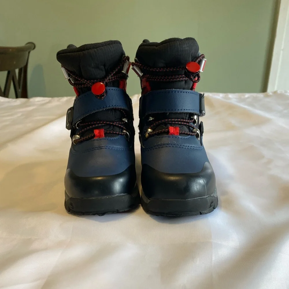 3M Thinsulate Kids Blue and Red Winter Boots
